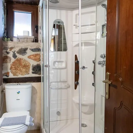 Xenonas Pantheon 팔라이오스 아기오스 아타나시오스